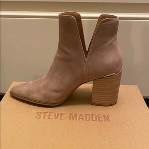 Steve Madden Women's Taupe Ankle Booties